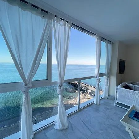 The Pearl With Private Access Apartment *