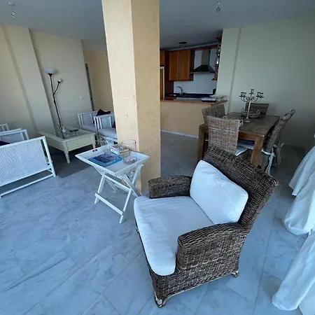 The Pearl With Private Access Apartment Benalmadena